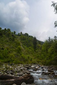 Himachal-Pradesh- village-hiking